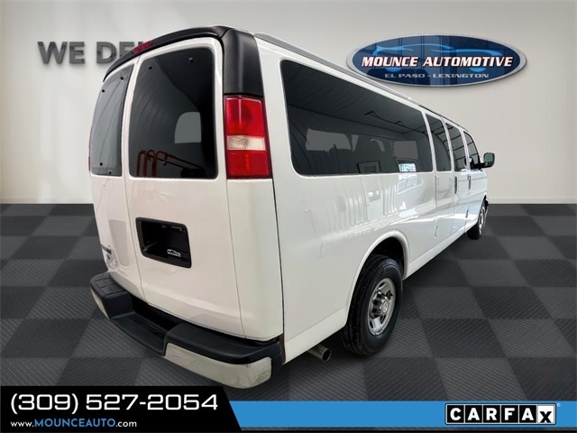 Chevrolet Express Passenger  2018