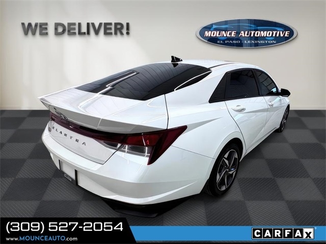 Hyundai Elantra  2023