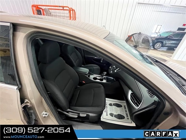 Chevrolet Malibu  2023