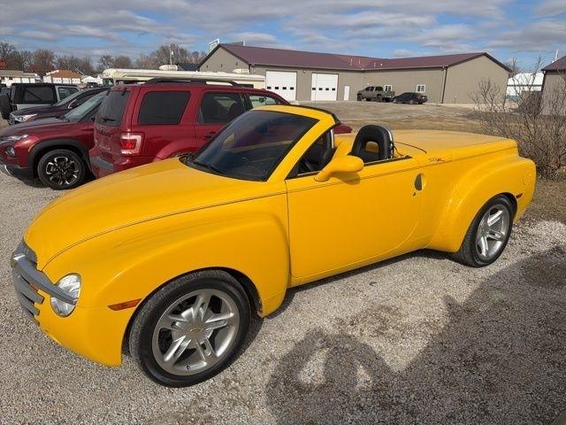 Chevrolet SSR  2004