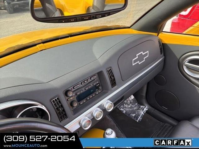 Chevrolet SSR  2004