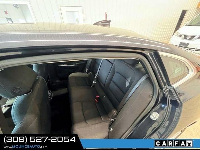 Chevrolet Malibu  2023