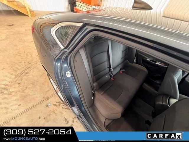 Chevrolet Malibu  2021