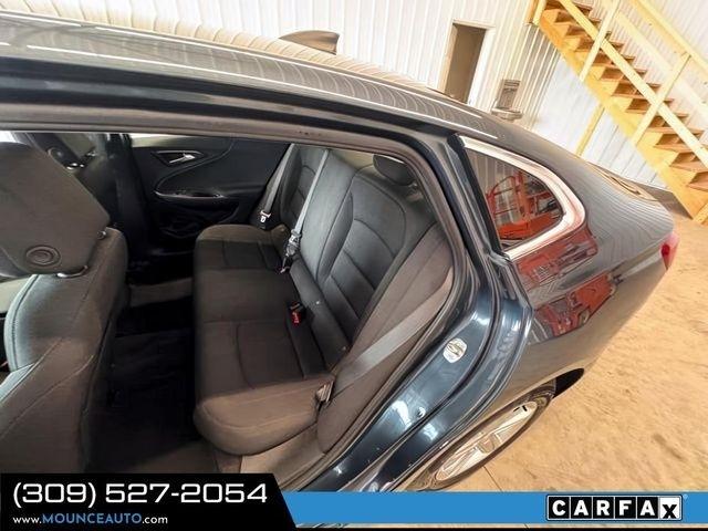 Chevrolet Malibu  2021