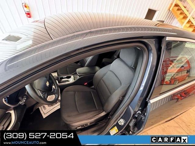 Chevrolet Malibu  2021