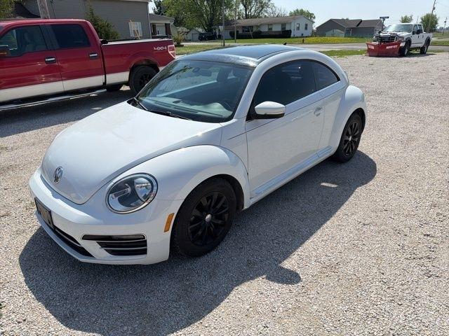 2019 Volkswagen Beetle 2.0T SE