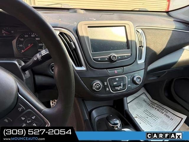 Chevrolet Malibu  2017