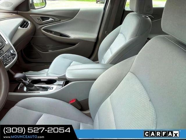 Chevrolet Malibu  2022