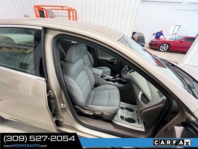 Chevrolet Malibu  2022