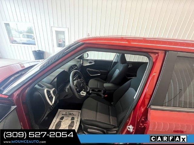 2023 Kia Soul LX - Photo 16
