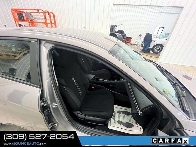 Hyundai Elantra  2023