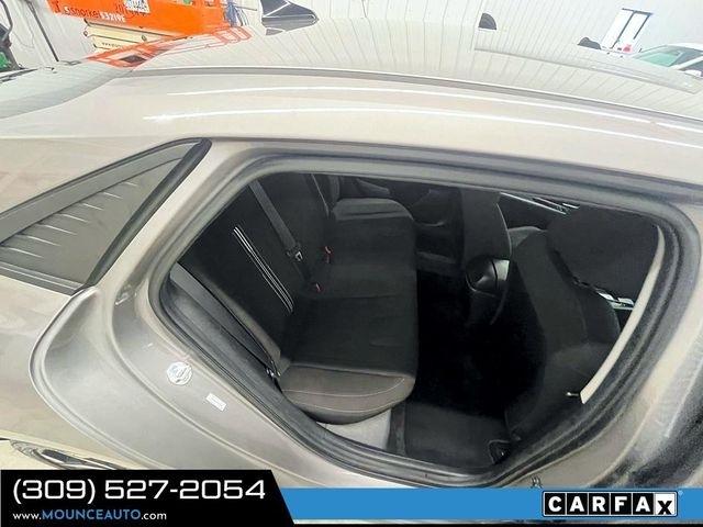 Hyundai Elantra  2023