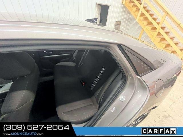 Hyundai Elantra  2023