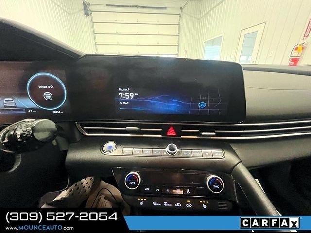 Hyundai Elantra  2023