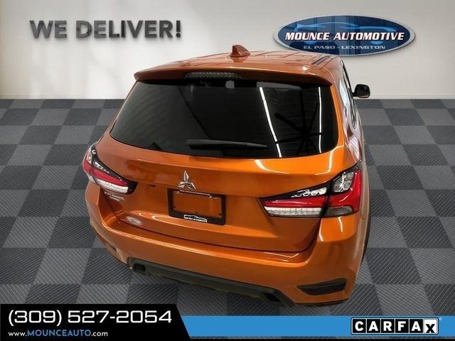 Mitsubishi Outlander Sport  2021