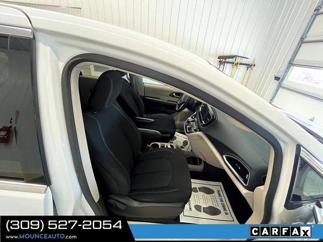 Chrysler Voyager  2022