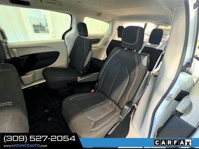 Chrysler Voyager  2022