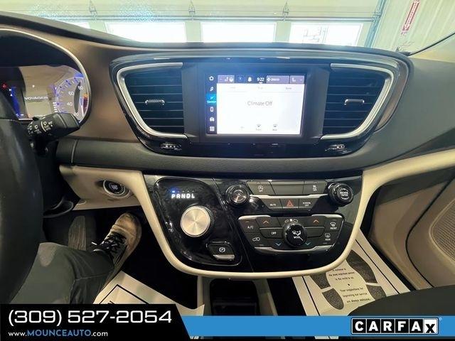 Chrysler Voyager  2022