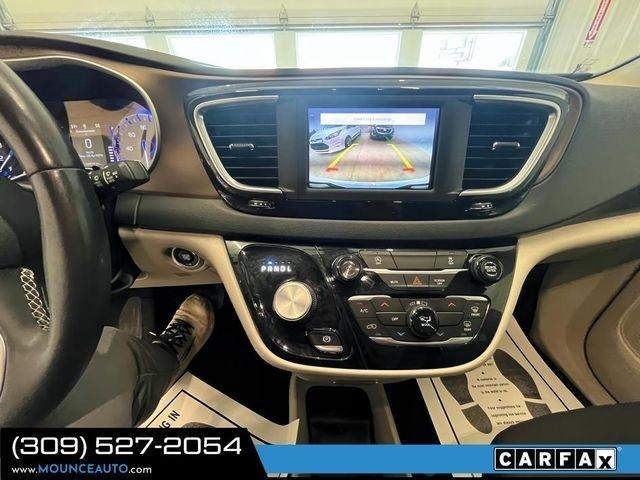 Chrysler Voyager  2022