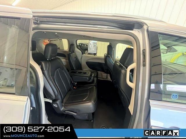 Chrysler Pacifica  2018