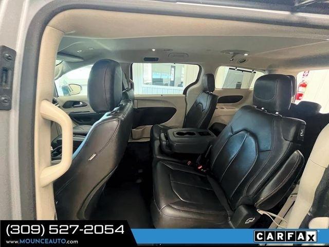Chrysler Pacifica  2018