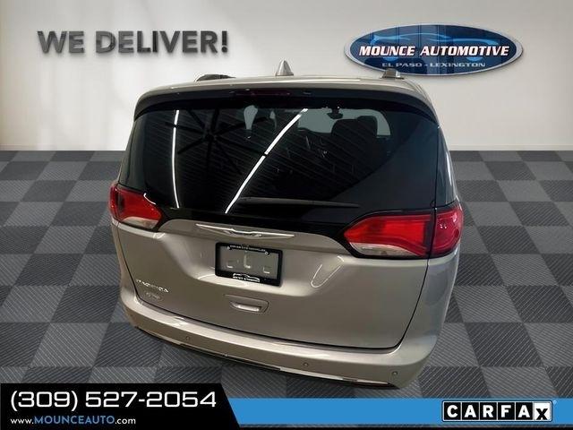 Chrysler Pacifica  2018