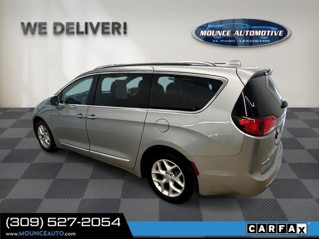 Chrysler Pacifica  2018