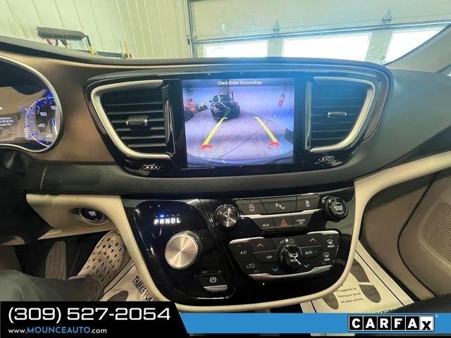 Chrysler Pacifica  2018