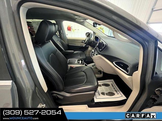 Chrysler Pacifica  2023