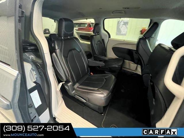 Chrysler Pacifica  2023