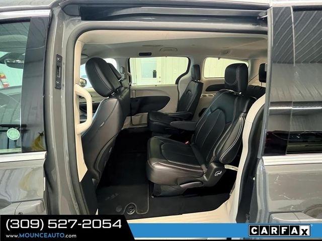 Chrysler Pacifica  2023