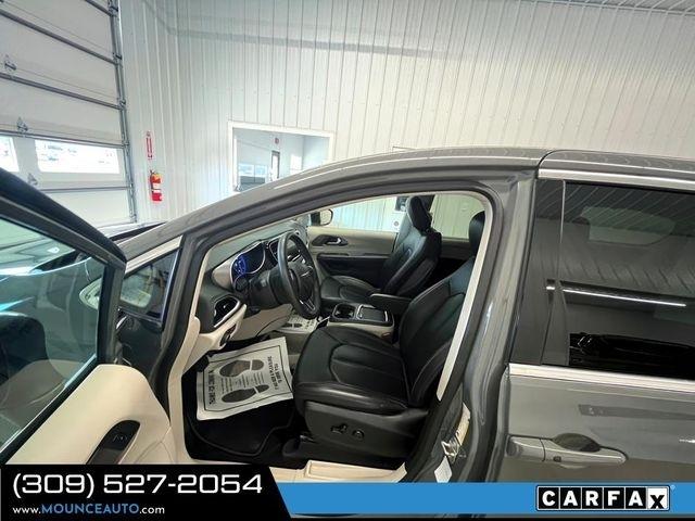 Chrysler Pacifica  2023