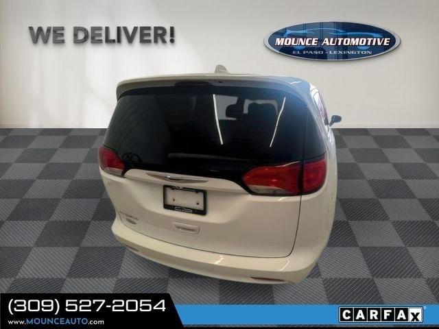 Chrysler Pacifica  2017