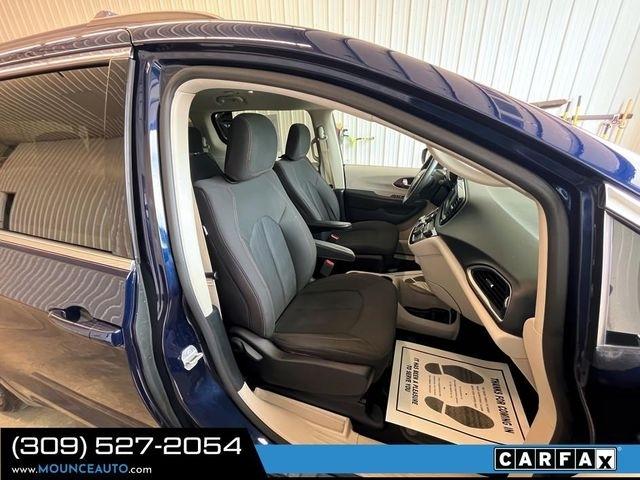Chrysler Pacifica  2017