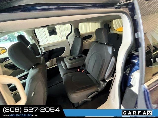 Chrysler Pacifica  2017