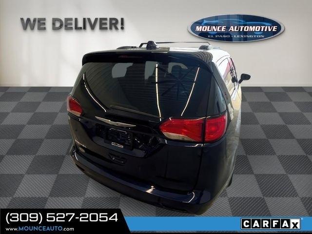 Chrysler Pacifica  2017