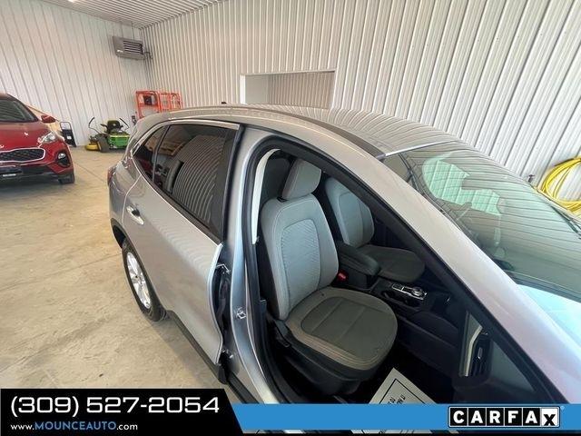 Ford Escape  2022