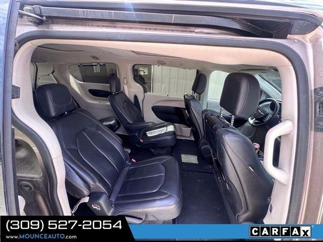 Chrysler Pacifica  2018