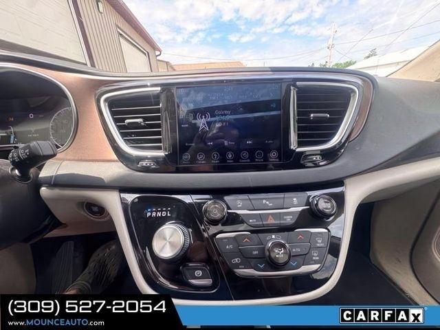 Chrysler Pacifica  2018