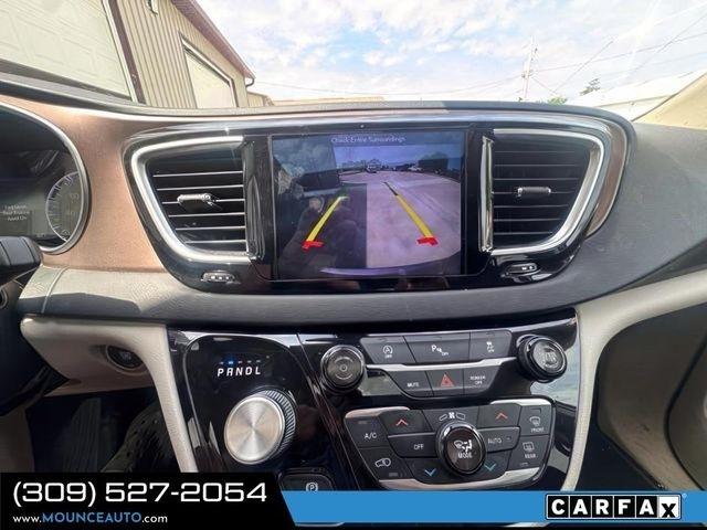 Chrysler Pacifica  2018