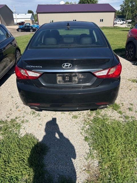 Hyundai Sonata  2011