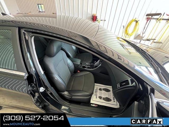 Hyundai Sonata  2011