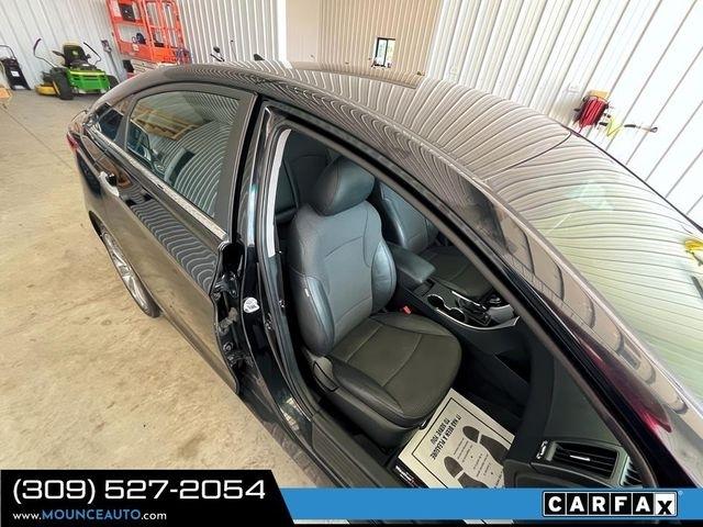 Hyundai Sonata  2011