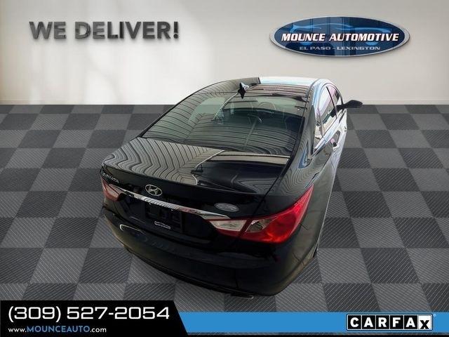 Hyundai Sonata  2011