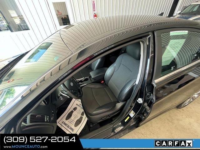 Hyundai Sonata  2011