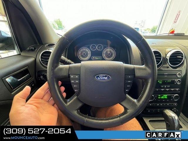 Ford Taurus X  2008