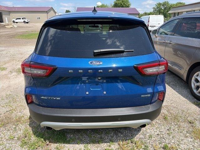 Ford Escape  2023