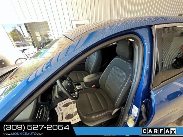 Ford Escape  2023