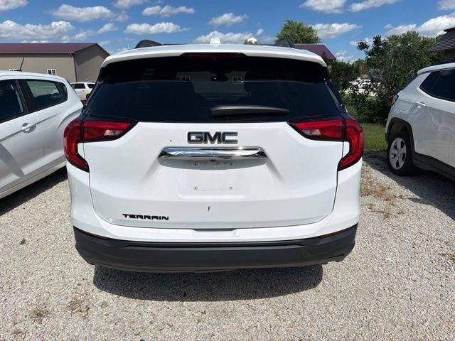 GMC Terrain  2021