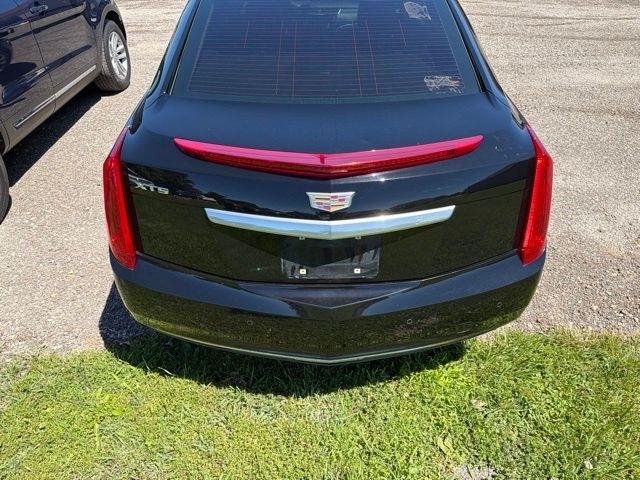 Cadillac XTS  2016